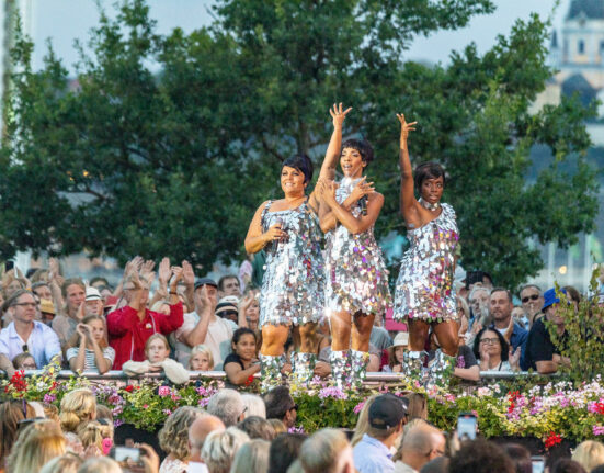 Dreamgirls at Allsång på Skansen